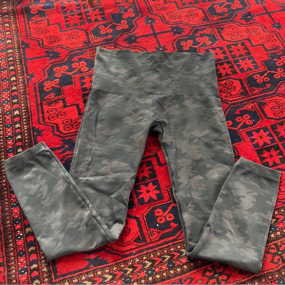 Spanx Camouflage Legging